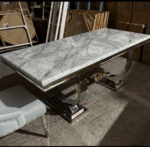 Dining table stunning - ,